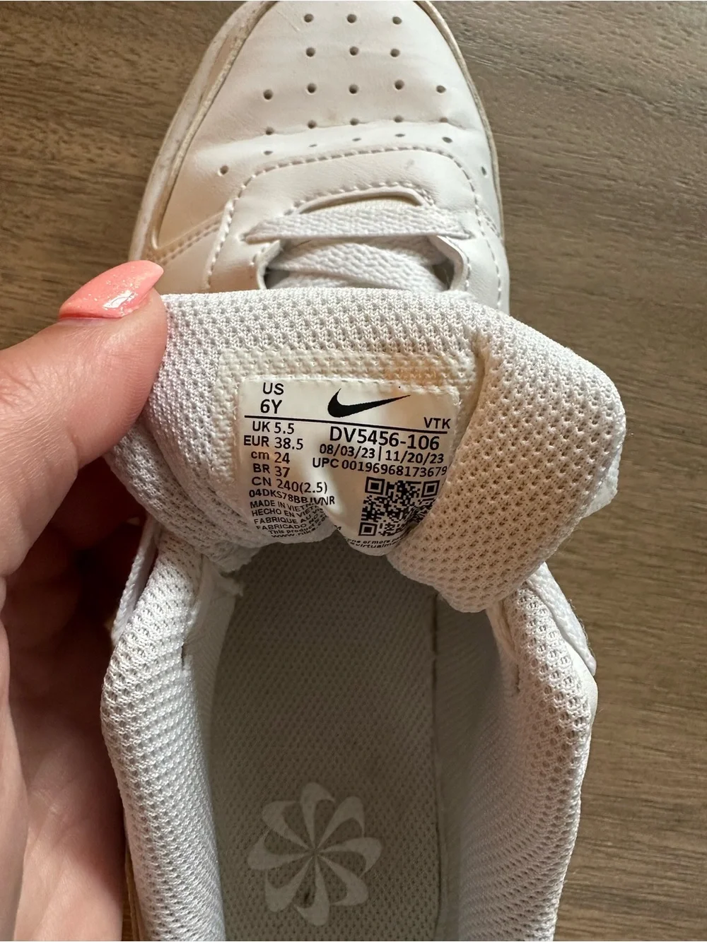 Nike Kids White Low-Top Lace-Up Sneakers